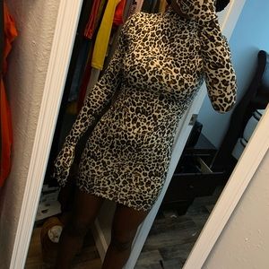 Leopard dress with gloves